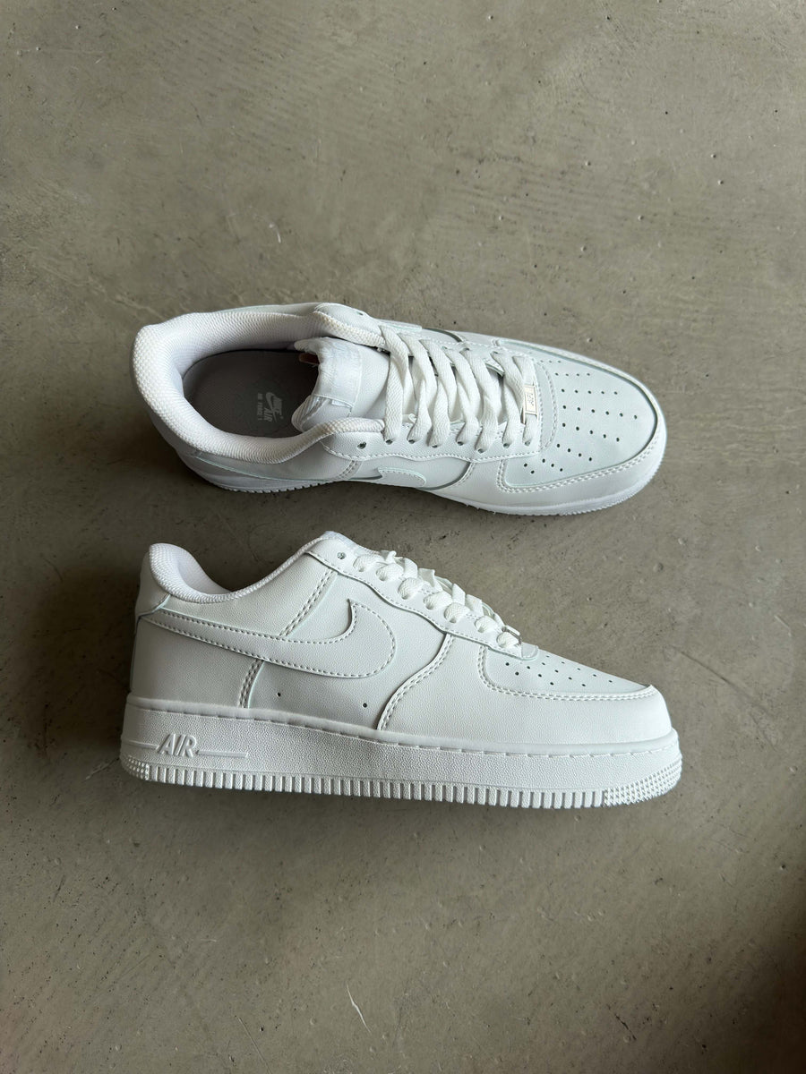 Air Force Beyaz