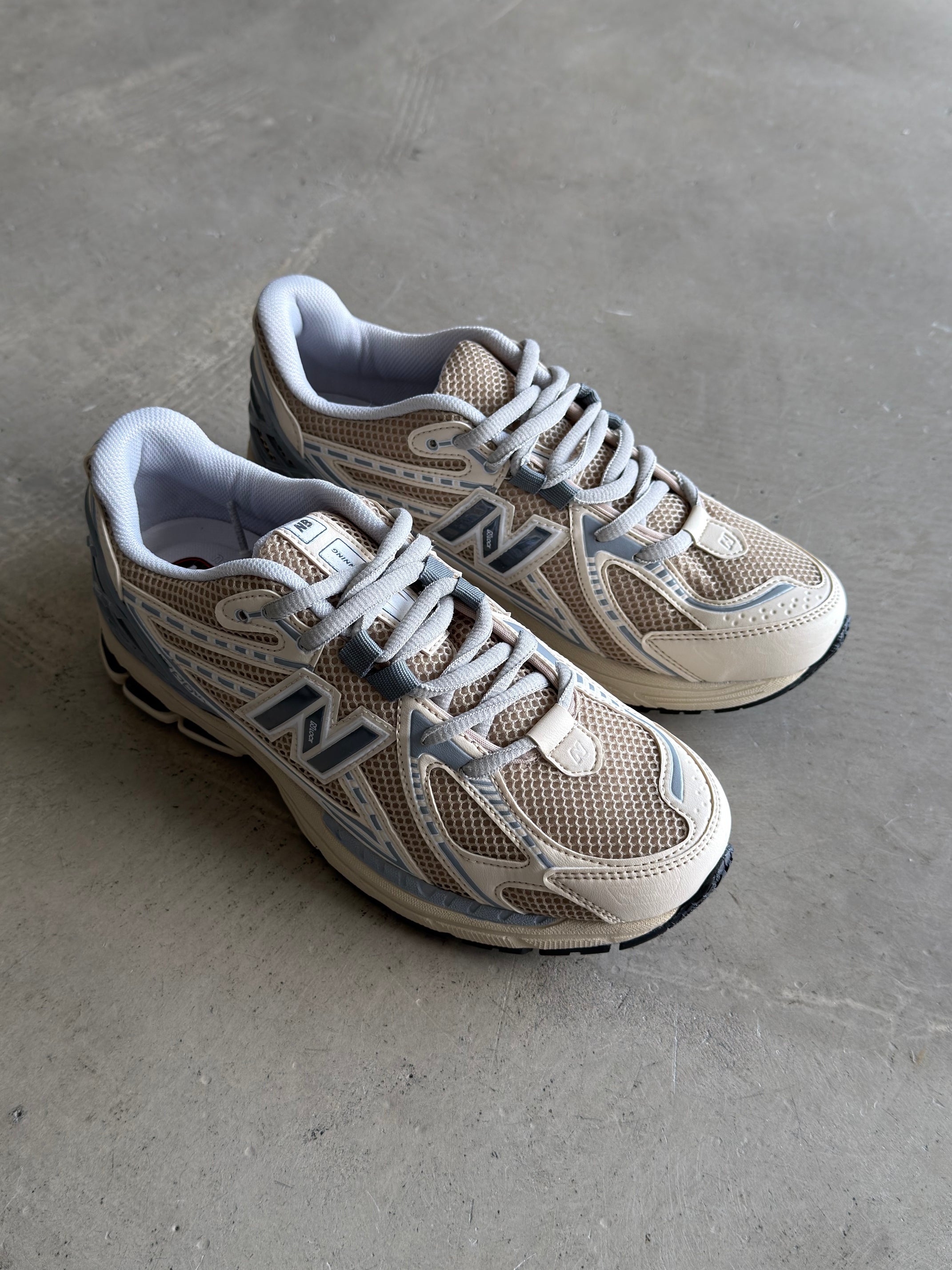 New Balance Krem