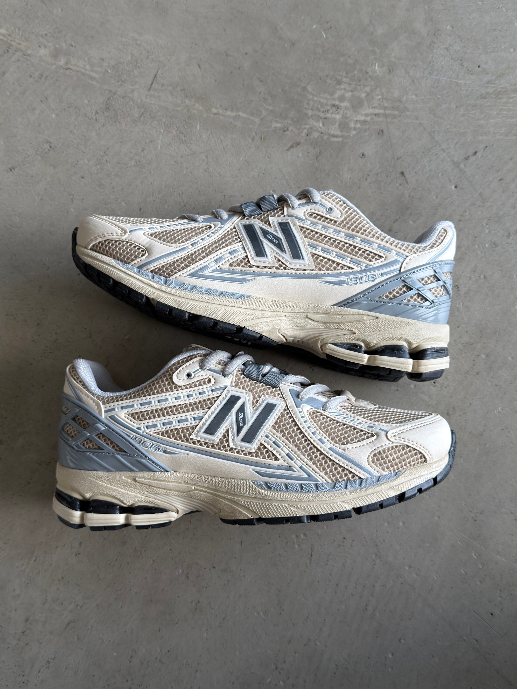 New Balance Krem