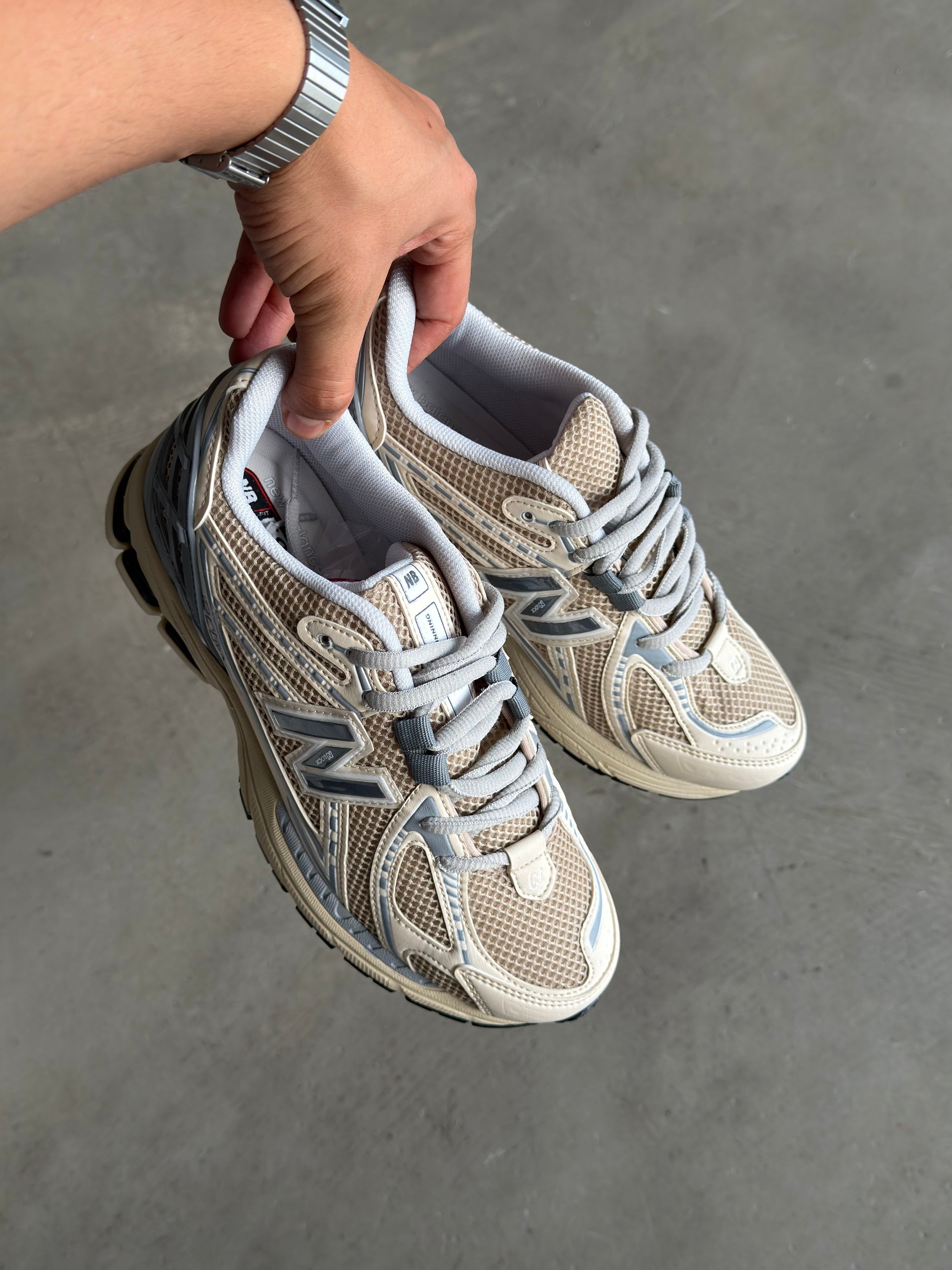 New Balance Krem