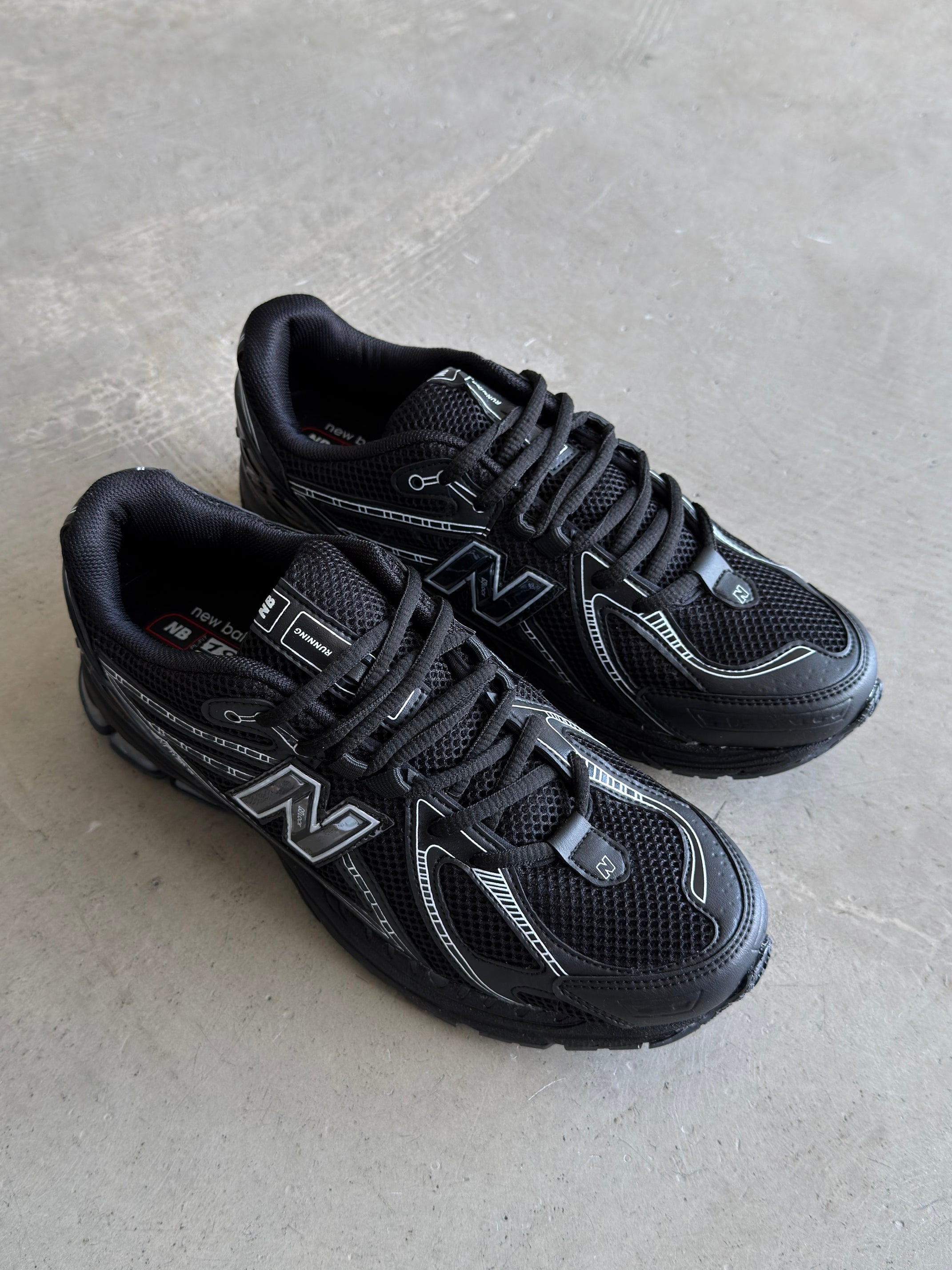 New Balance Siyah