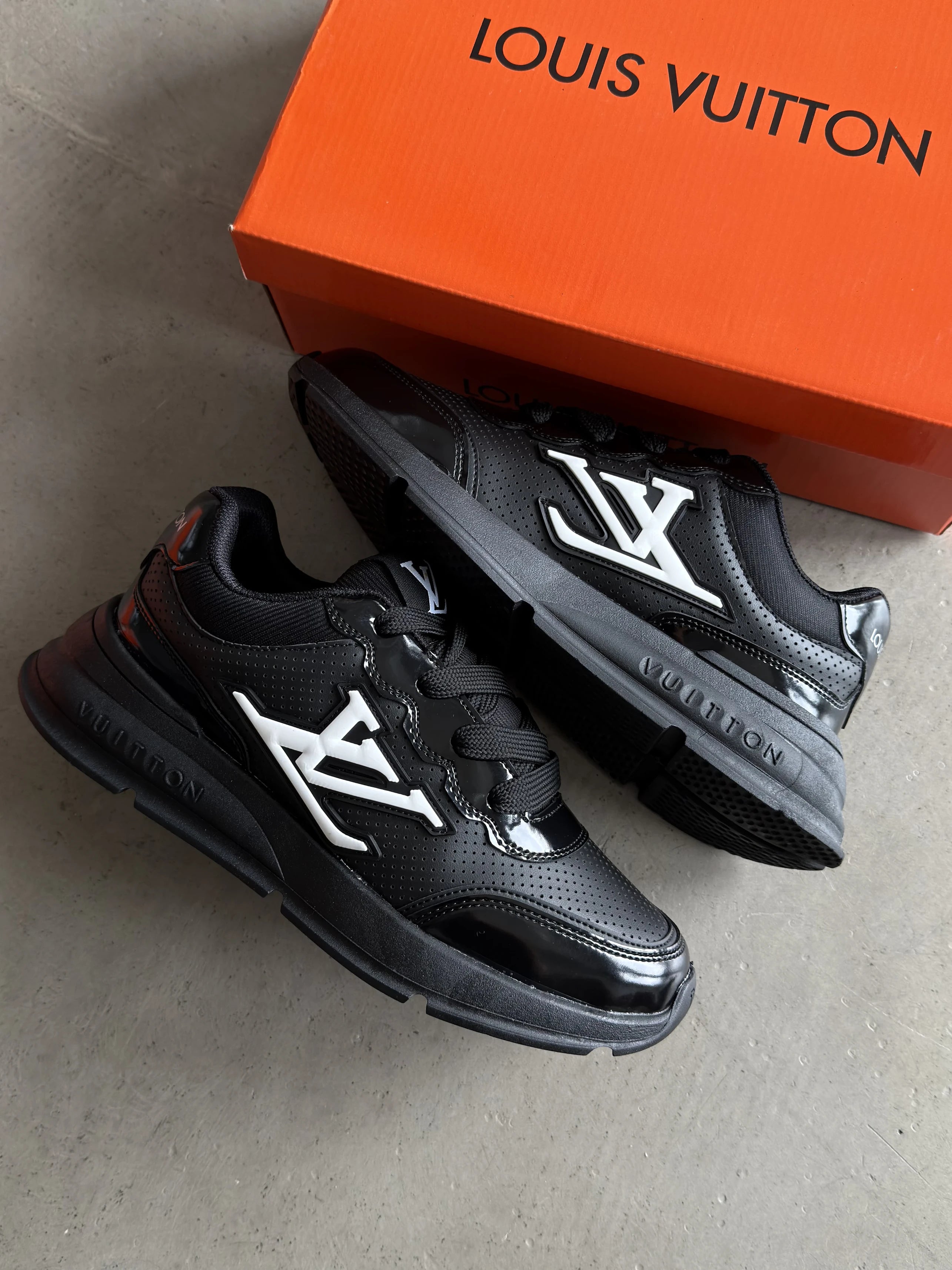Louis Vuitton Siyah Siyah