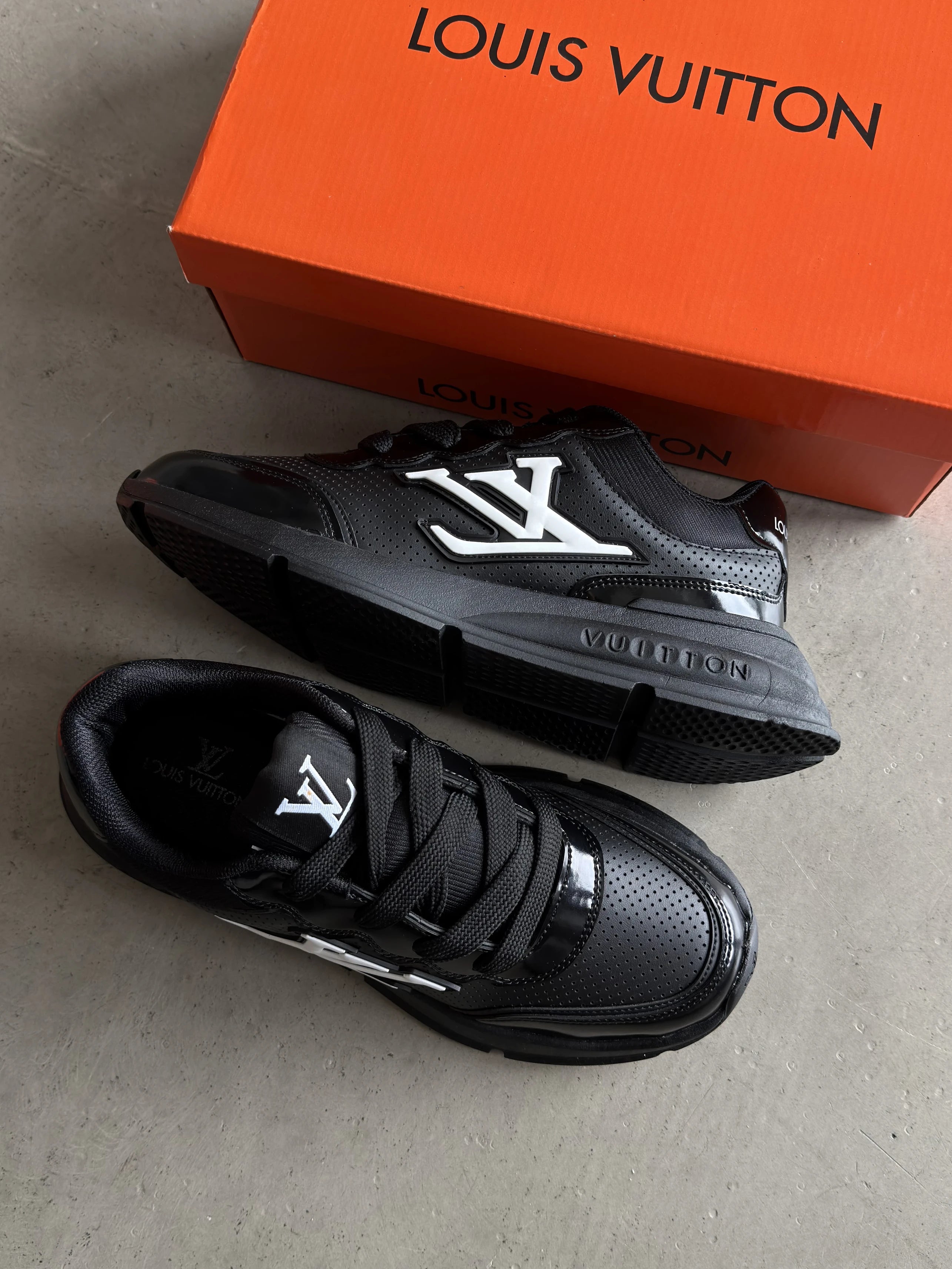 Louis Vuitton Siyah Siyah