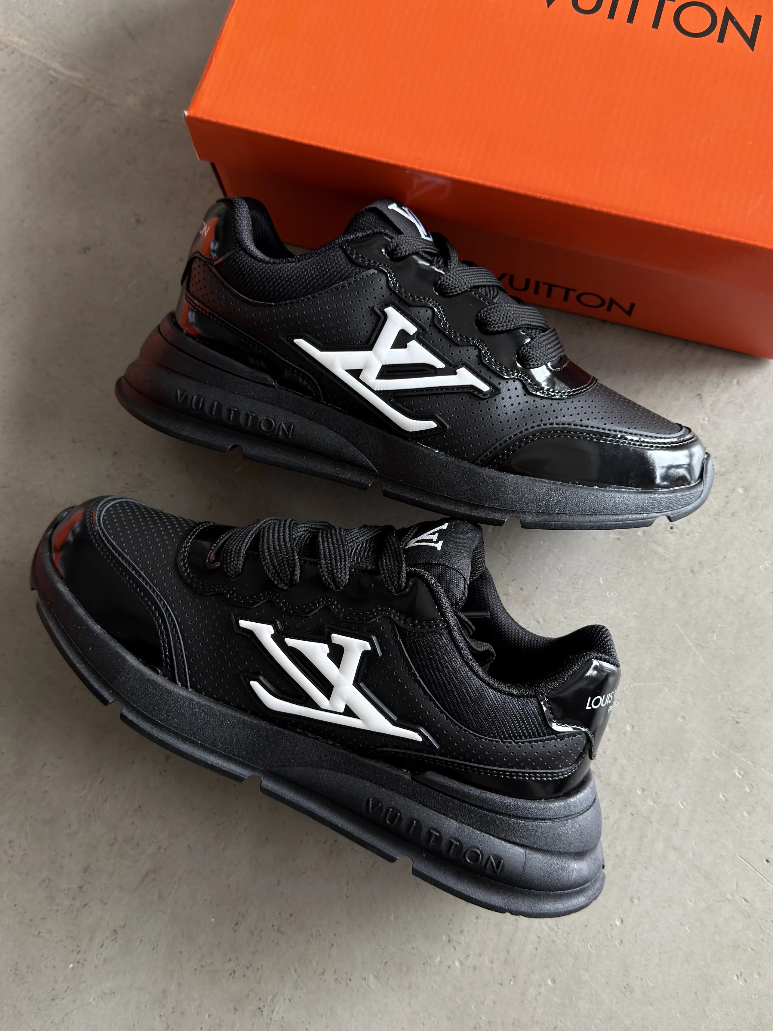 Louis Vuitton Siyah Siyah