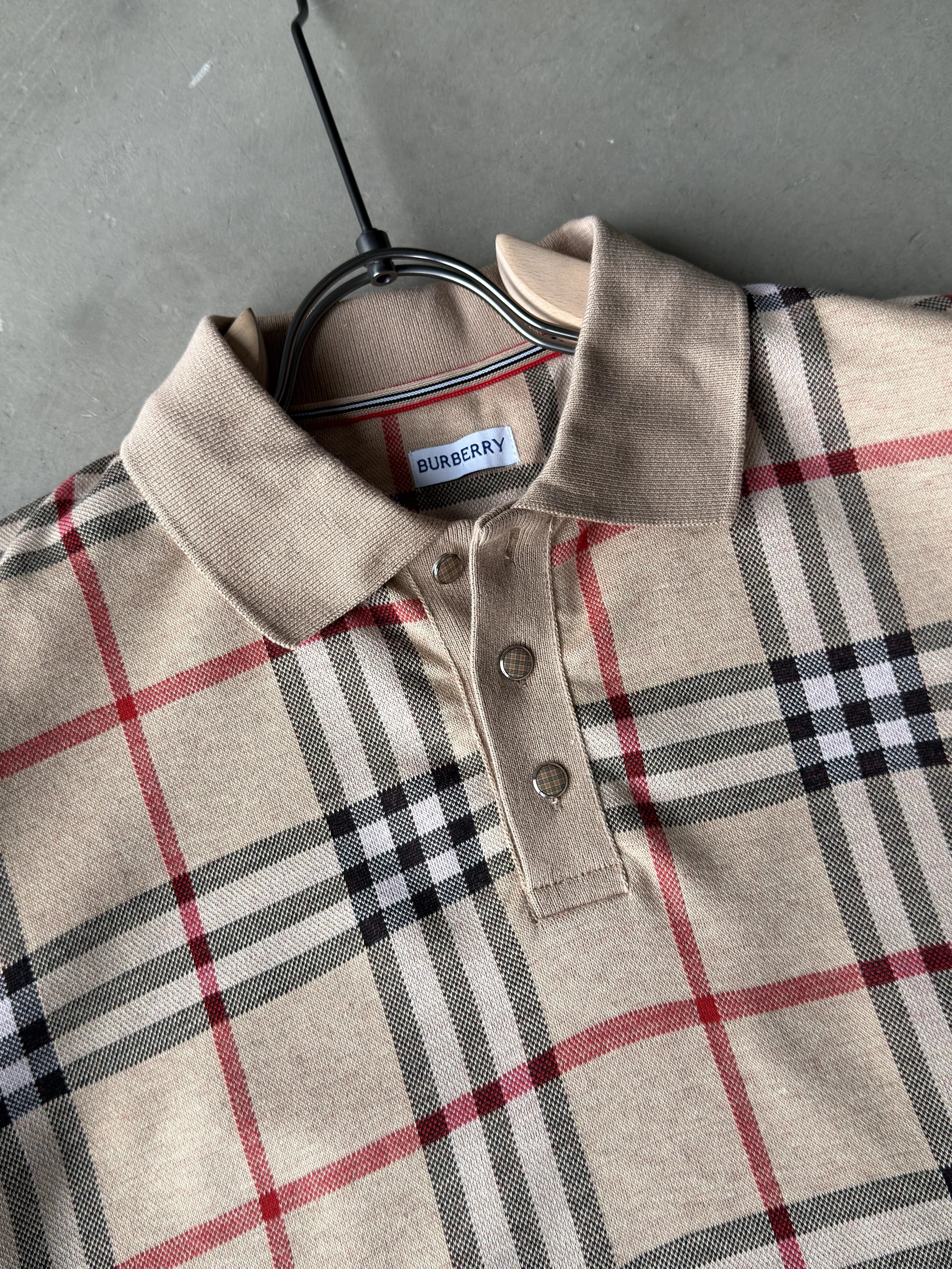 Burberry Triko Takım Bej Takım