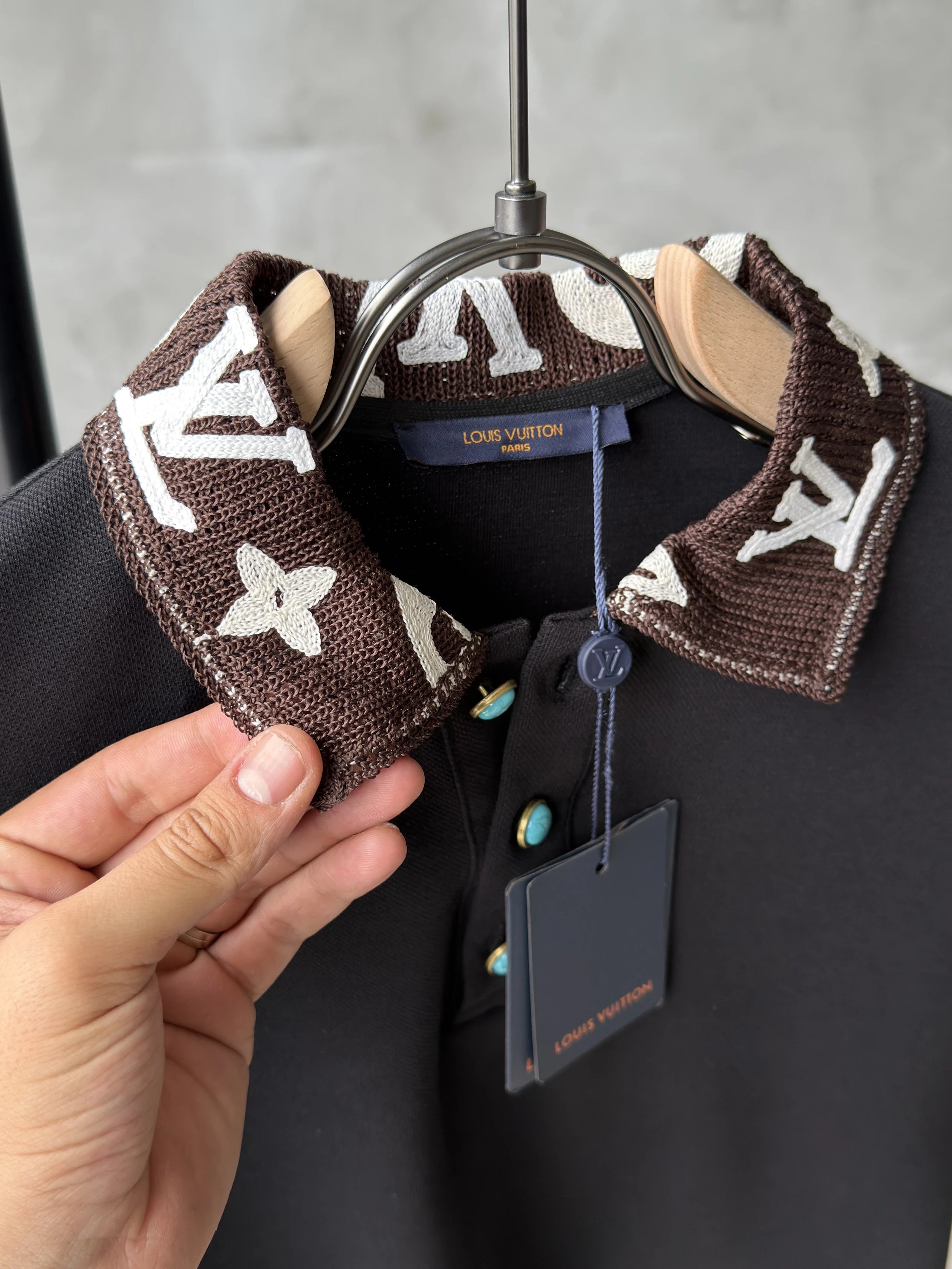 Loewe Ribana Yaka Kahve Tişört