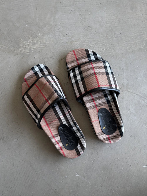 Burberry Terlik