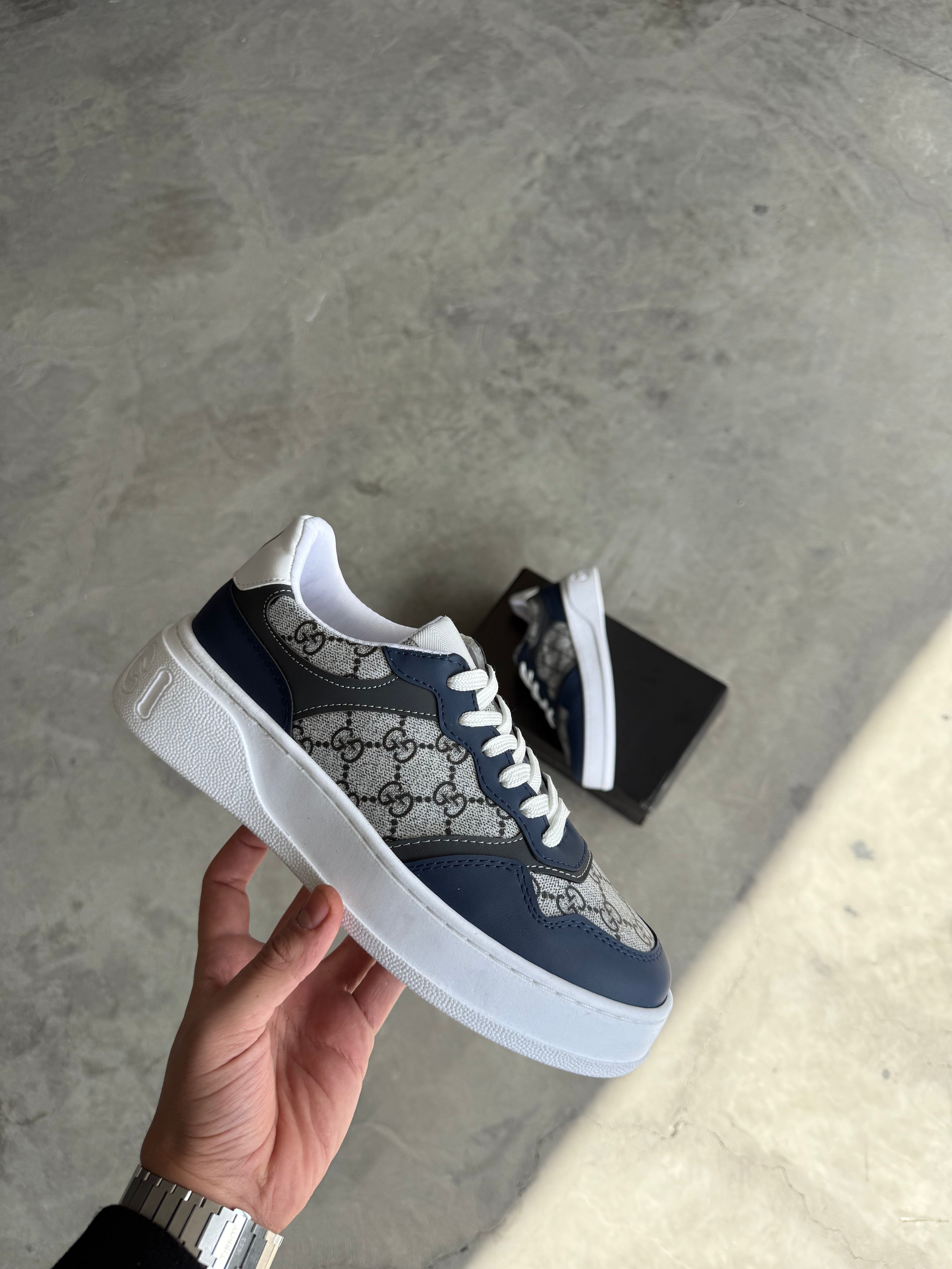 Gucci Lacivert