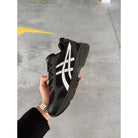 Asic Siyah