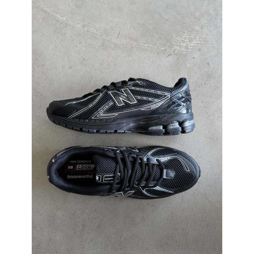 New Balance Siyah