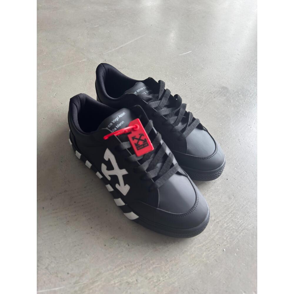 OFF-WHITE Vulc Low BLACK